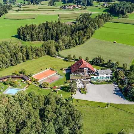 Royal Hotel Hinterhuber Рисконе Екстериор снимка