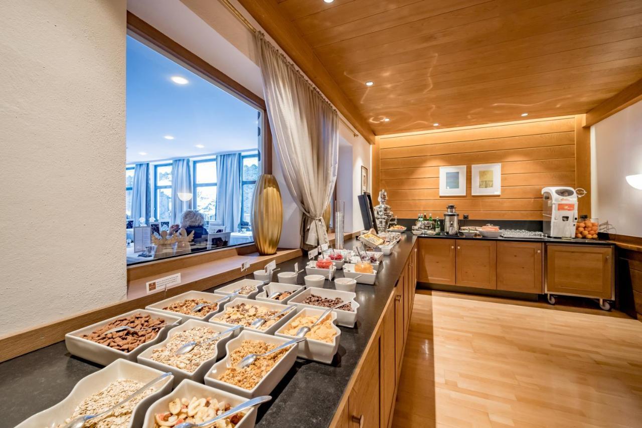 Royal Hotel Hinterhuber Рисконе Екстериор снимка