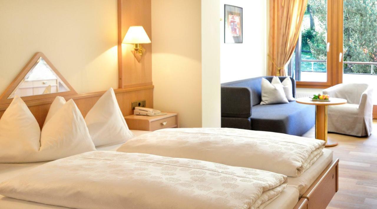 Royal Hotel Hinterhuber Рисконе Екстериор снимка
